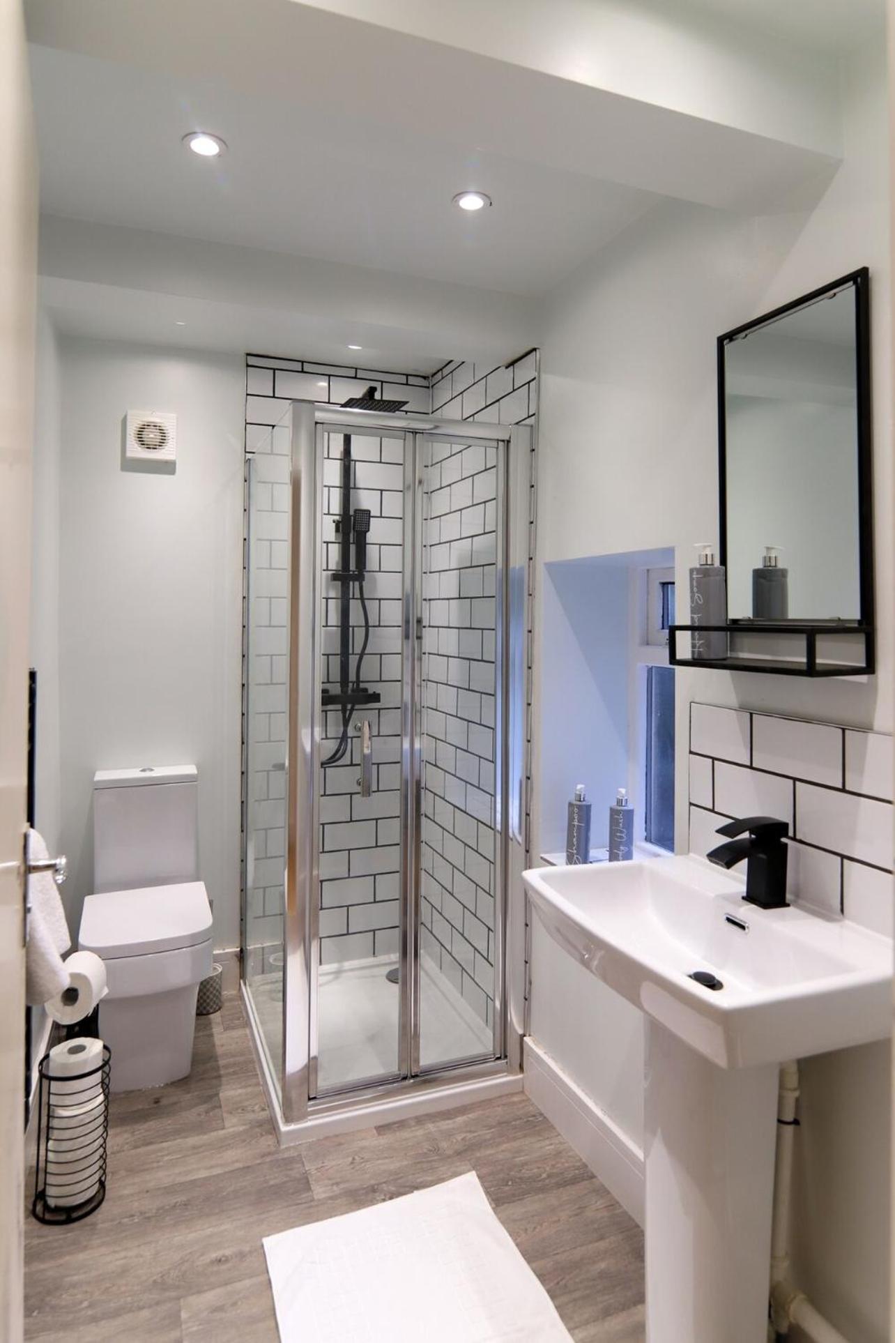 New- Modern 2Br Apt Wifi Sleep5 City Centre Шефилд Екстериор снимка