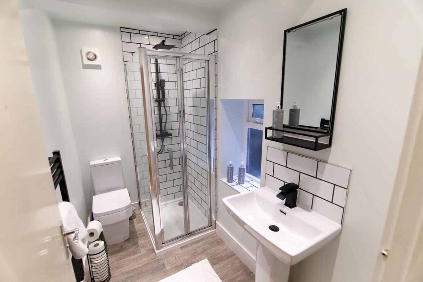New- Modern 2Br Apt Wifi Sleep5 City Centre Шефилд Екстериор снимка